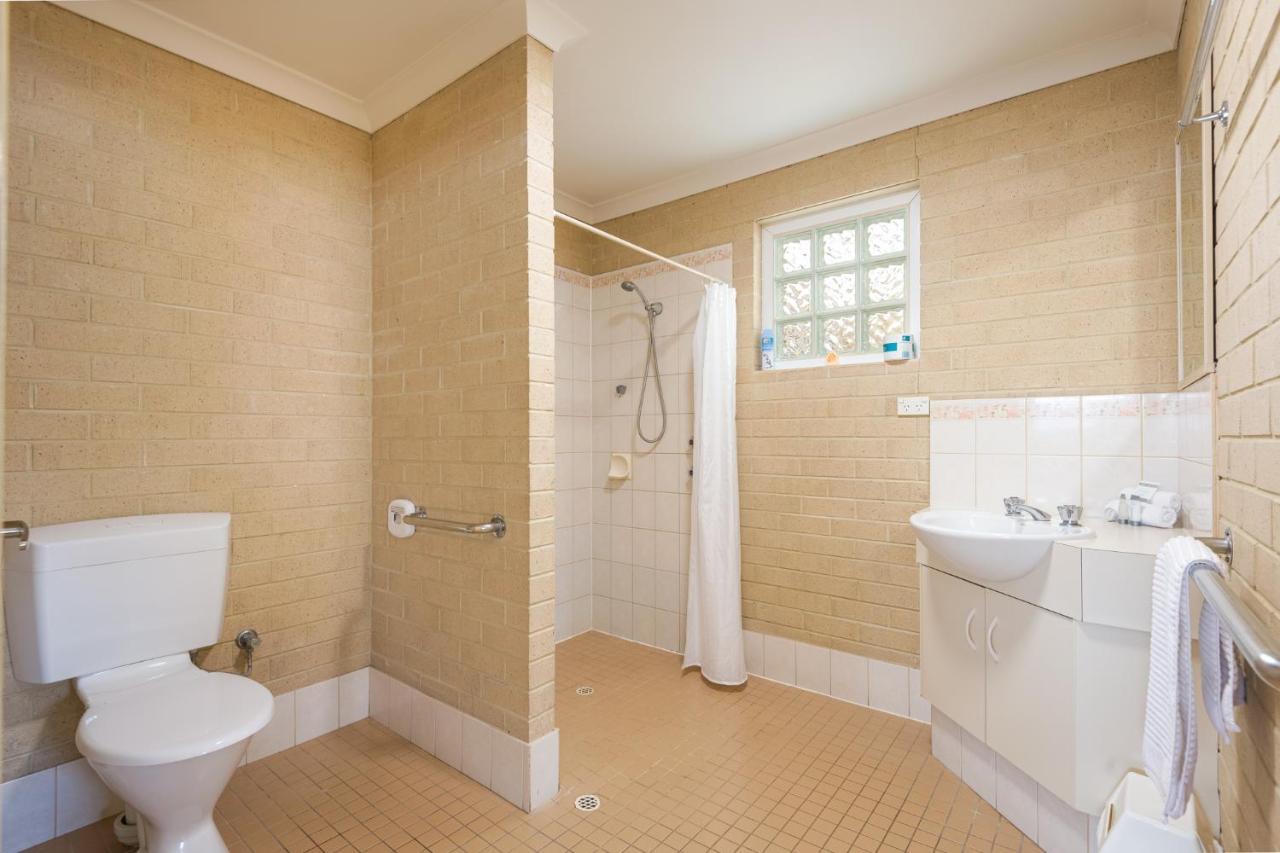 Albany Holiday Units Bagian luar foto