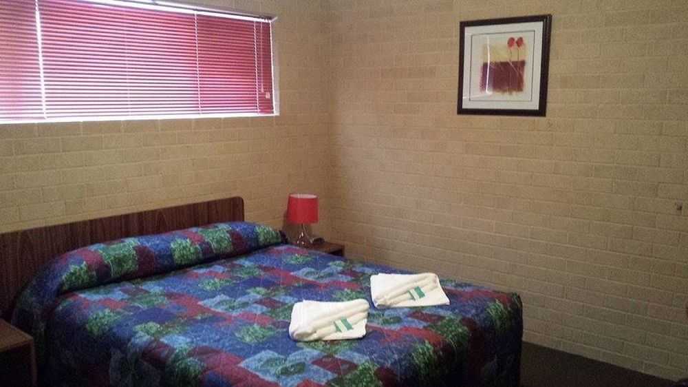 Albany Holiday Units Bagian luar foto