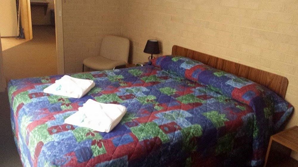 Albany Holiday Units Bagian luar foto
