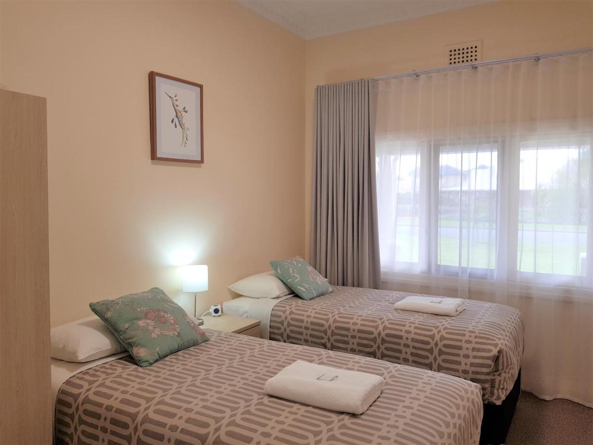 Albany Holiday Units Bagian luar foto